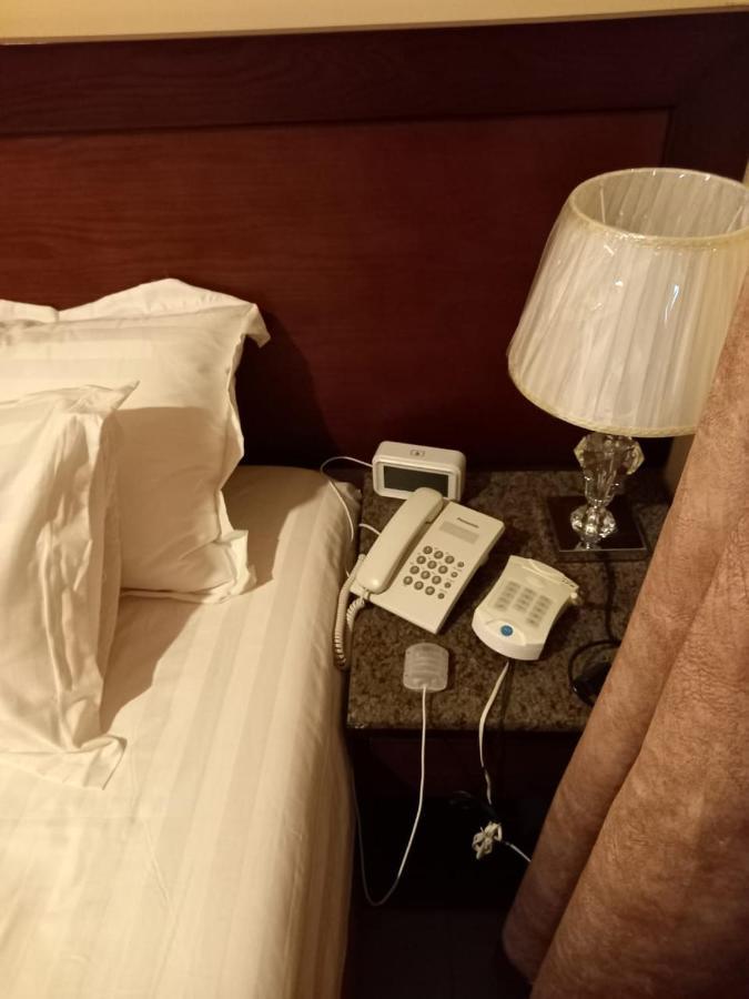 Al Ayniah Hotel Medyna Zewnętrze zdjęcie