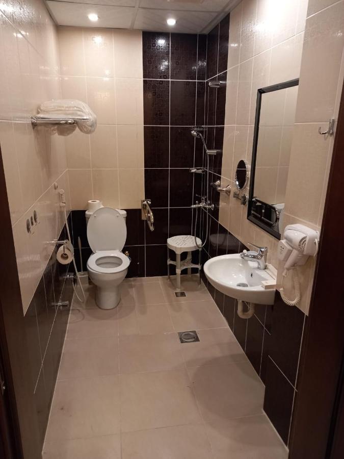 Al Ayniah Hotel Medyna Zewnętrze zdjęcie